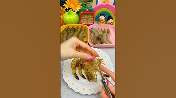 Dụng cụ bốc vỏ tôm, làm vảy cá, lòng gà thông minh tiết kiệm thời gian và công sức bốc vỏ tôm