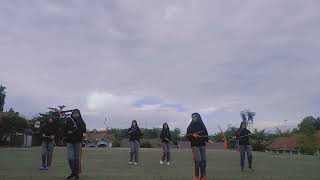 Senam Ritmik menggunakan alat bantu pita