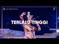Juicy Luicy - Terlalu Tinggi (Live At Fikom Festival)