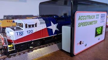 Rapido HO Scale TRE Trinity Railway Express Railcom plus