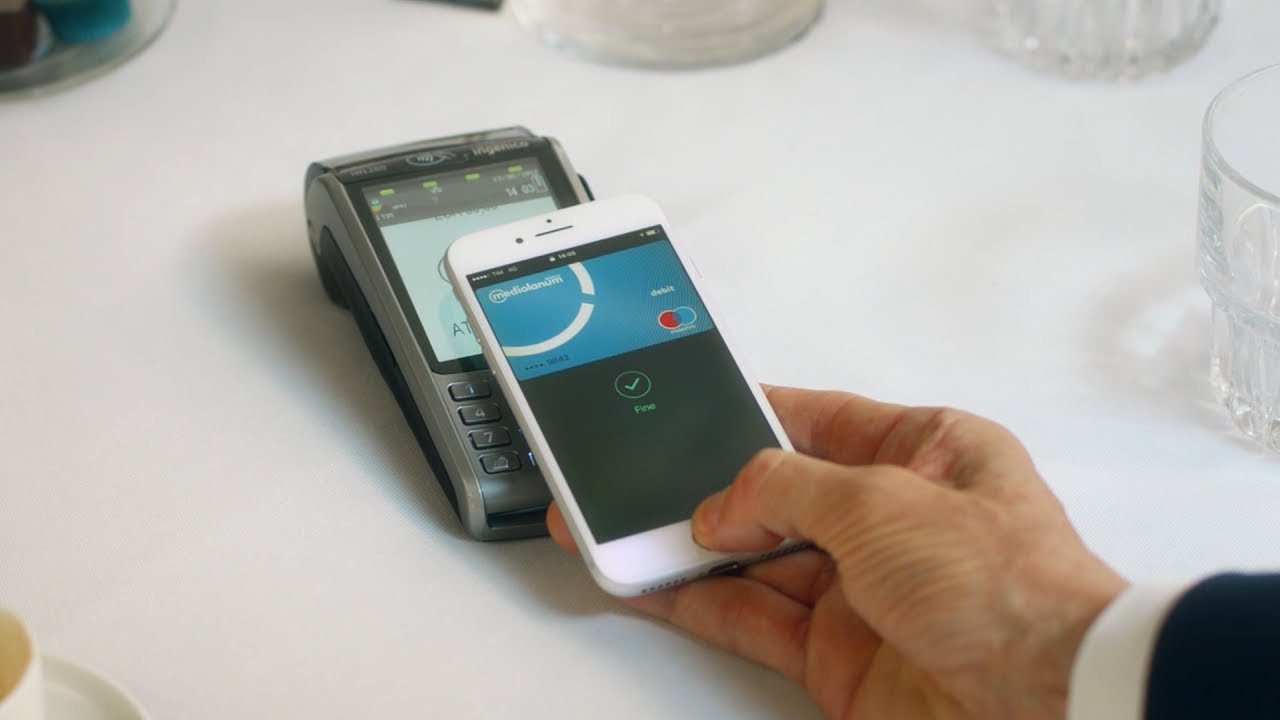 Apple Pay | Spot Banca Mediolanum luglio 2017 | 30"