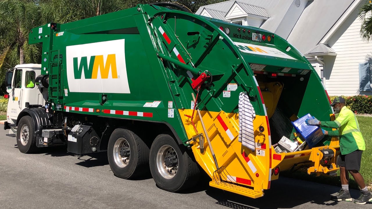 Brand New WM Rear Loader Garbage Truck on Final Days of Manual Recycle ...