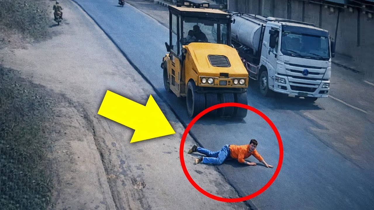 Road Roller Accident Caught on Camera
