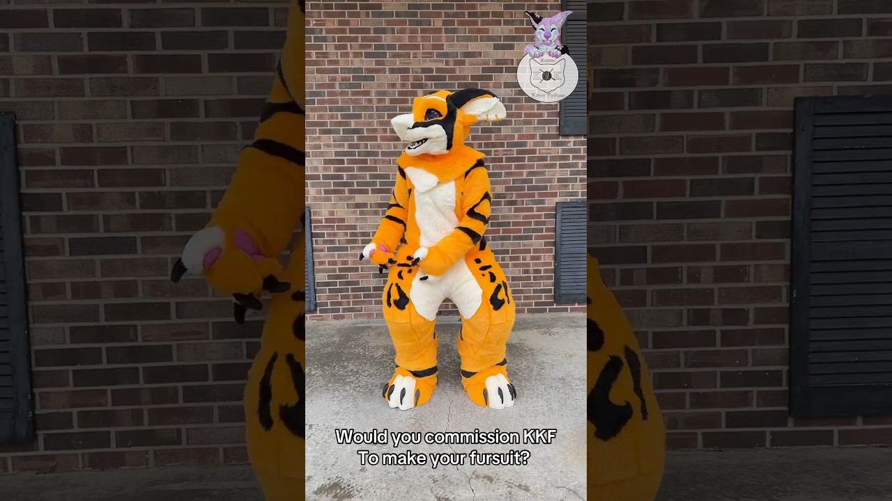 Would you commission KKF to create your fursuit? Here is our newest commission! #manokit