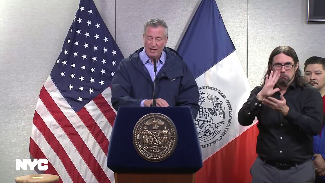 Mayor de Blasio Holds Media Availability to Discuss Winter Weather defensa y justicia
