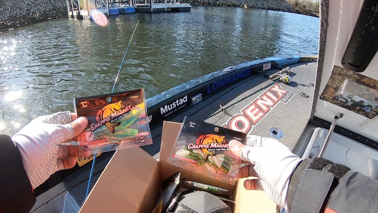 My FIRST TIME Using The CRAPPIE MAGNET!//WINTER CRAPPIE FISHING!