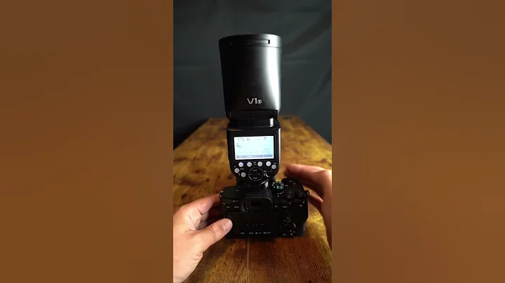 How to set up Camera Flash for Beginners - GODOX v1 #shorts