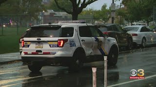 Philadelphia police officer injured after car crash in Spring Garden