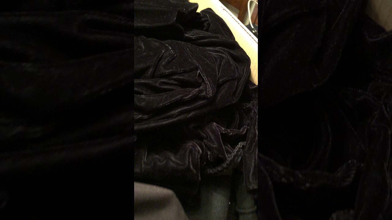 Unboxing Mystery Box from Storage Wars #18