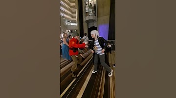 TF2 Soldier plays rock, paper, scissors at Dragoncon! #tf2 #tf2cosplay #cosplay #dragoncon
