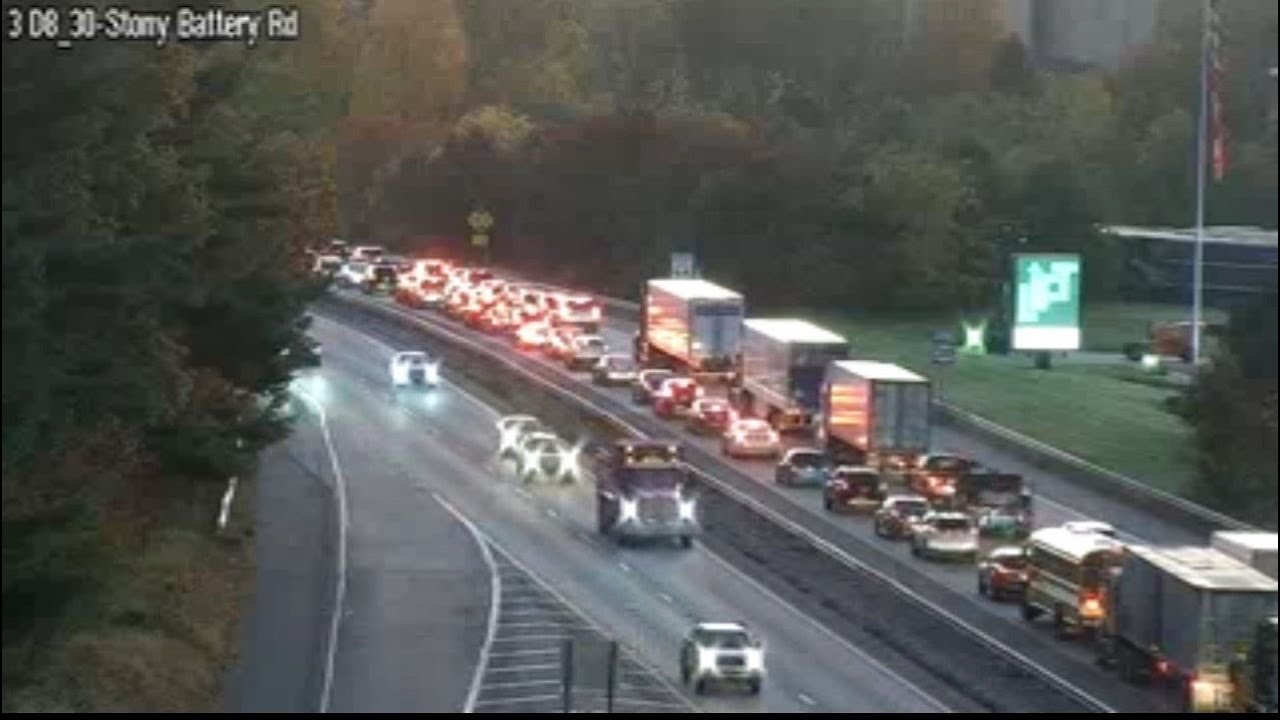 Crash causing delays on Route 30 in Lancaster County - YouTube