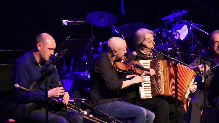 Phil Cunningham and band, Loch Katrine's Lady, Tra...