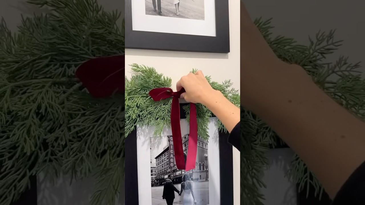 DIY Christmas Picture Frame Greenery Hack