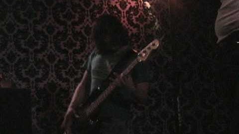 Video Feedback Loop Test (Bad Audio)