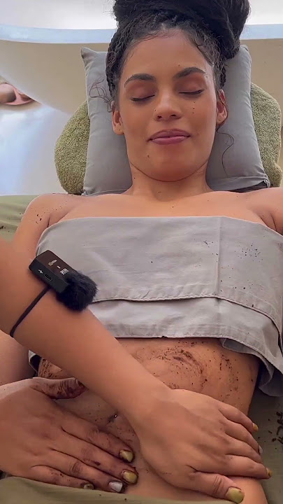 I tried a Relaxing Balinese Massage with a Chocolate Scrub! #shorts