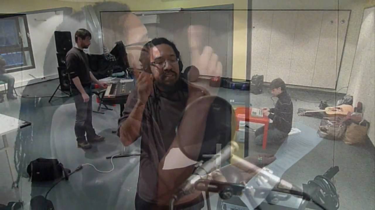 Watch Froggy's Sessions : SoulJah'Zz vs the Definitions-Jerri Can dEssence on YouTube