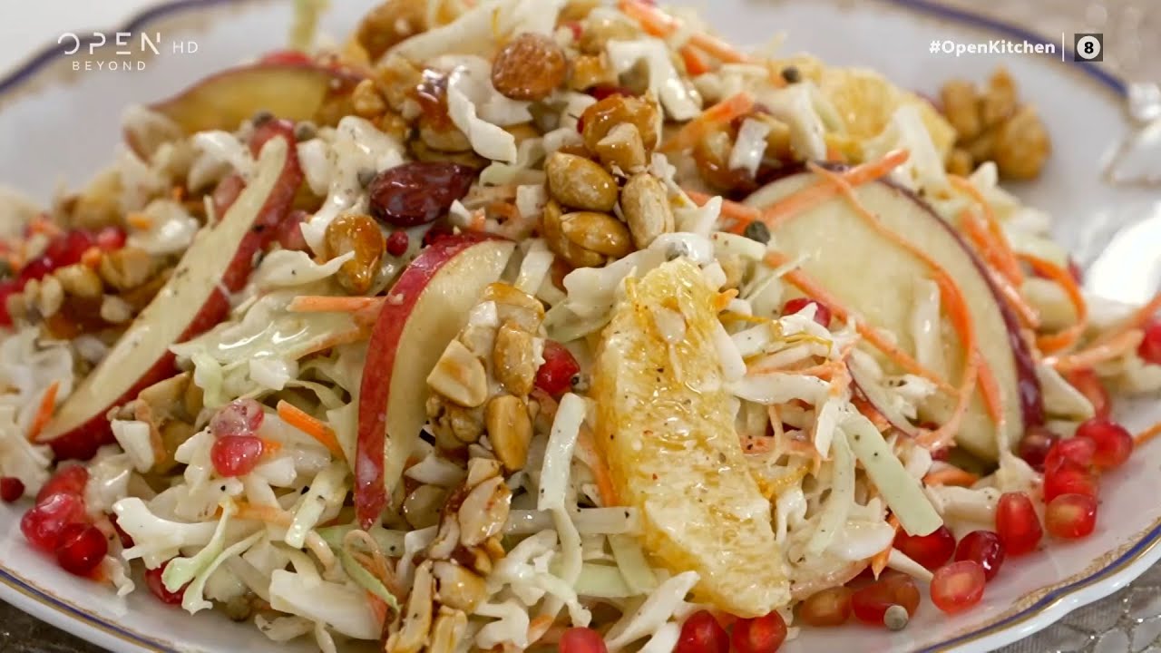 Συνταγή γιορτινή σαλάτα λάχανο - καρότο από τη Ντίνα Νικολάου | OPEN TV