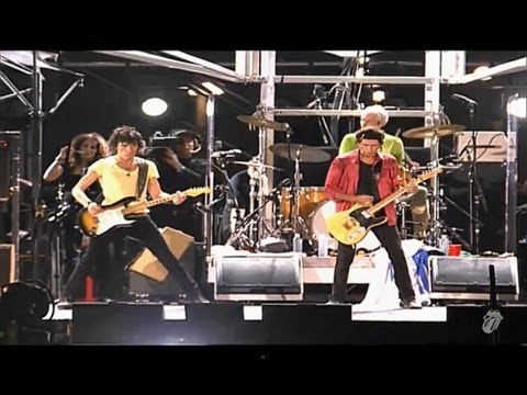 The Rolling Stones - Start Me Up (Live) - OFFICIAL