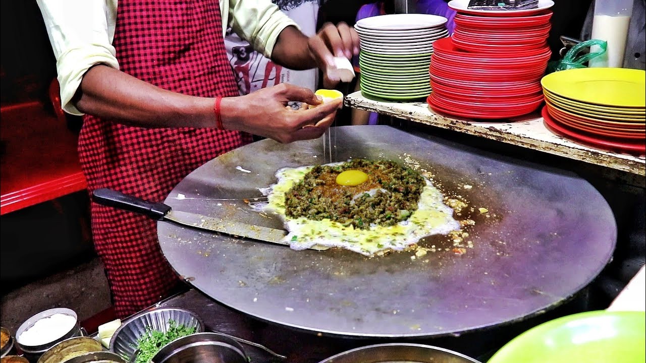 Roadside Five Layer Scrambled Egg Dish | Biggest Egg Dish | Egg Street Food | Indian Street Food | Street Food Fantasy