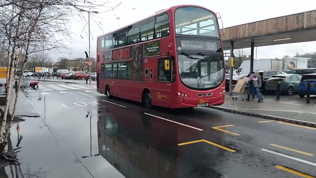 A Few Buses at East Greenwich *New SL11 Bus Route*