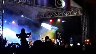 VIA VALLEN - AKAD (PAYUNG TEDUH) | Alun-Alun Kidul Yogya 10 Desember 2017 | Part 2 #ViaVallenDiAlkid screenshot 3