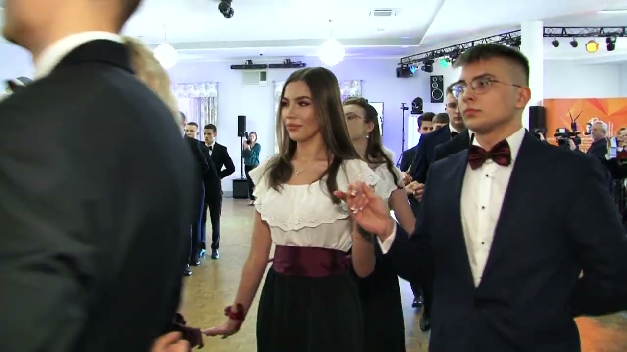 Studniówka 2023 VII LO Polonez