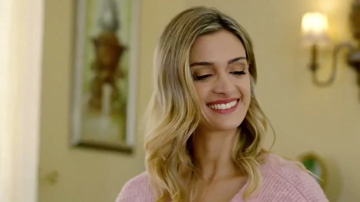 EverFoams Women’s Soft Curly Full Slippers Memory Foam Lightweight House Shoes Cozy Loa