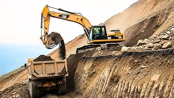 🔥 Cat 385C Mega Excavator in Action! The Absolute Power God of Earth Digging – 4K