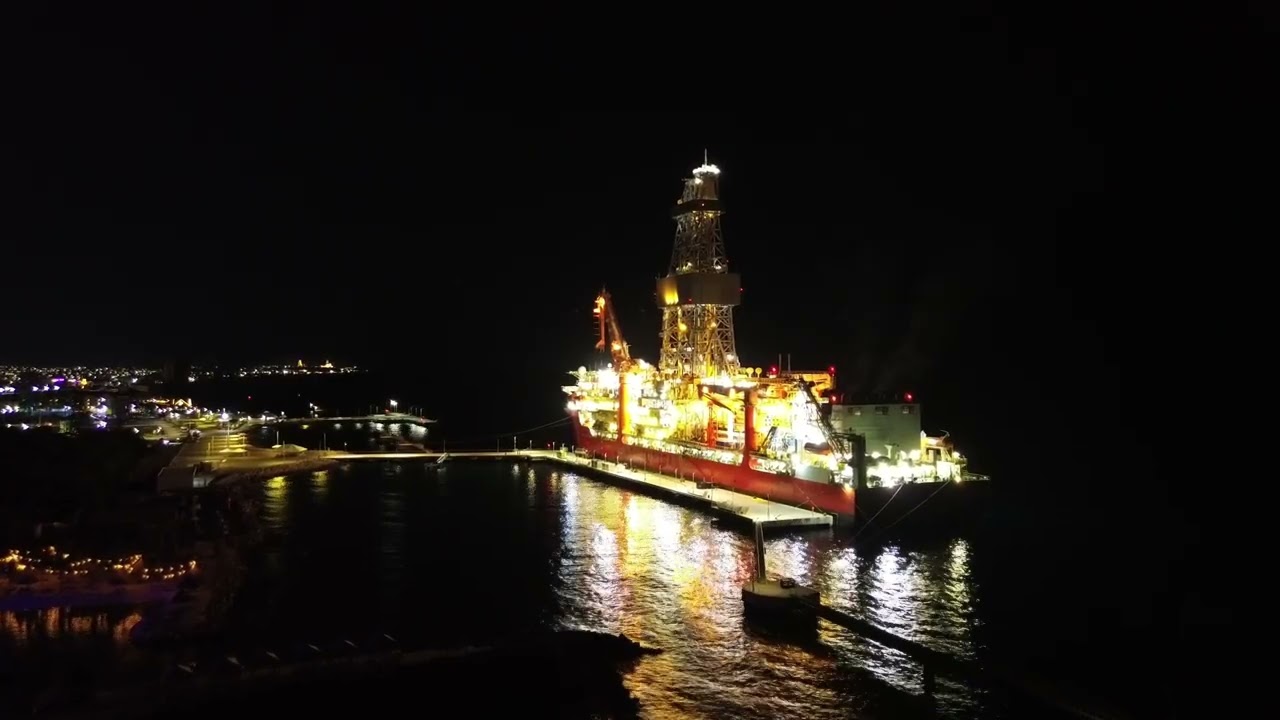 Ritmo kombina(One flavez, Icons, Emmaw, Kevv)