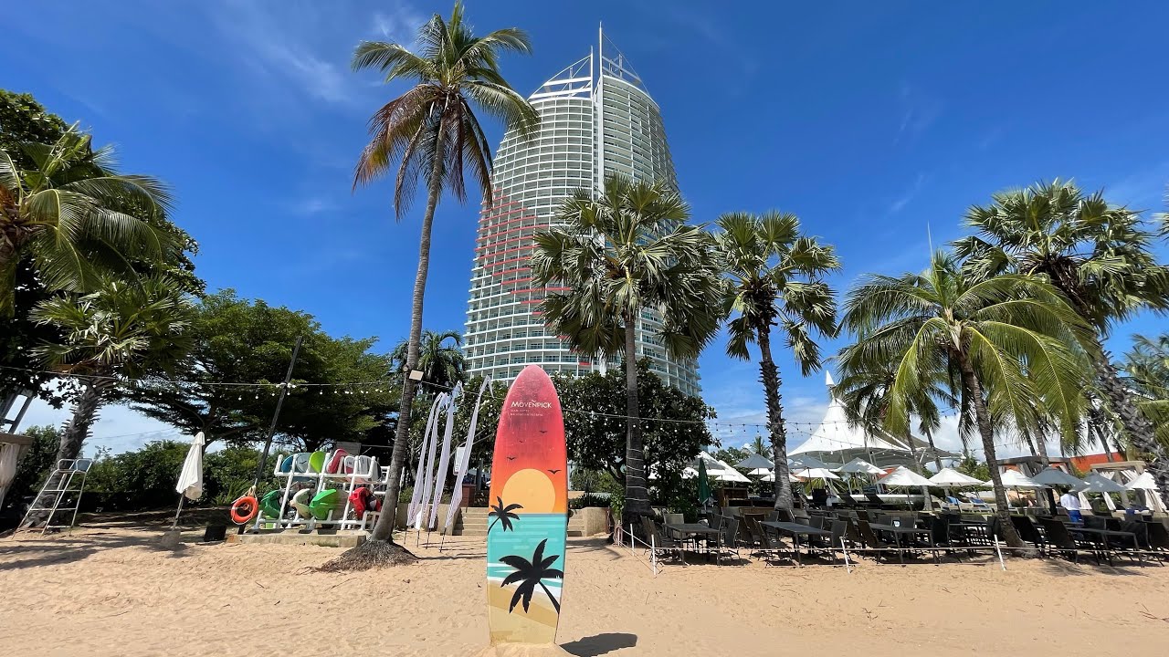 Mövenpick Siam Na Jomtien Pattaya/Panorama Lounge(3F)/Executive Suite/Khao Chi Chan(Buddha Mountain)