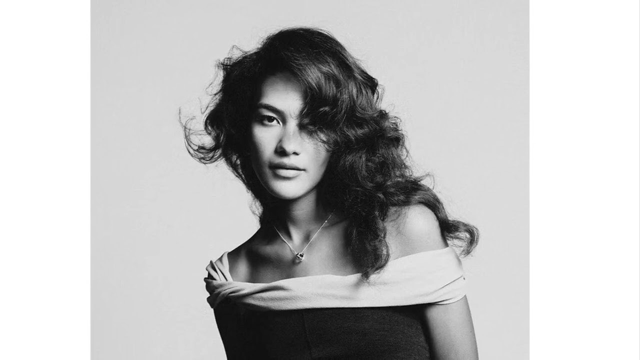 Olivia Dean Dominates the 2026 BRIT Awards