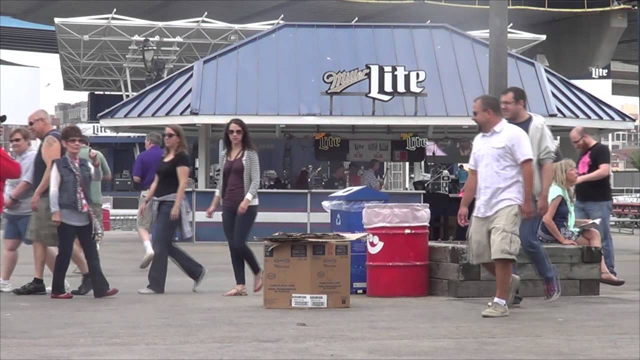 Circle bot suprise: FRC Summerfest 2015