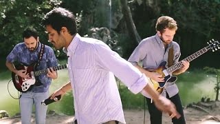 Miniatura del video "Young the Giant - It's About Time (In The Open)"