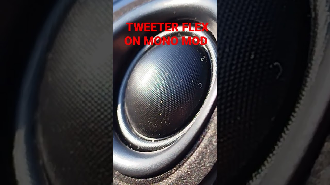 JBL CHARGE ESSENTIAL 2 TWEETER FLEX ON MONO MODE 100% VOL 