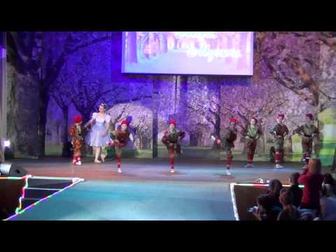 Танец Белоснежки и 7 гномов. Красота, мода, музыка 2013