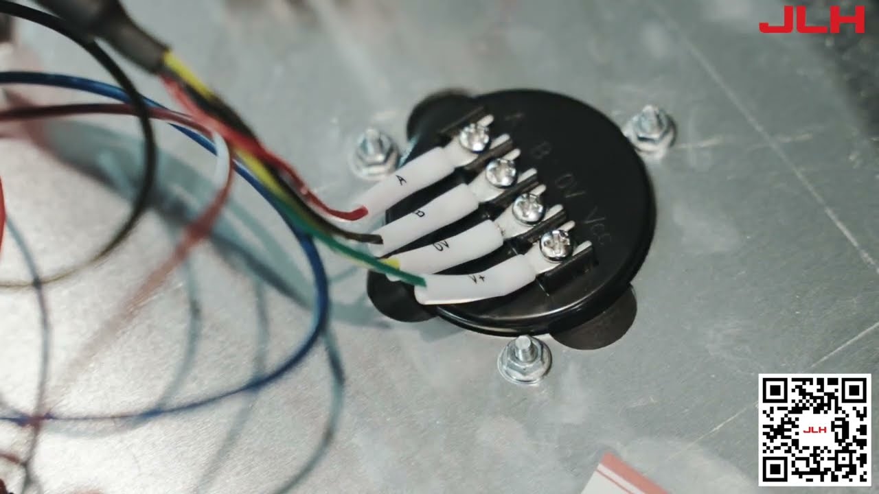 How to replace the handwheel ?