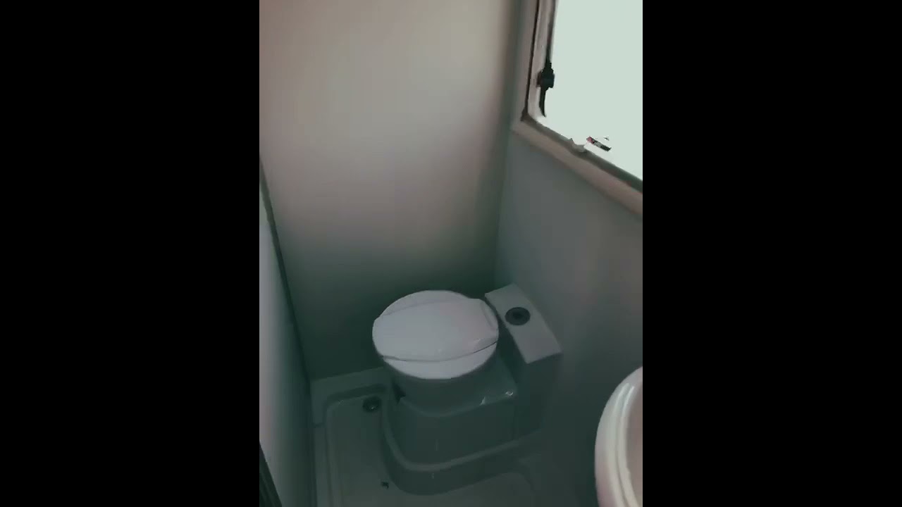 Caravan F530 2021 design luxury model internal