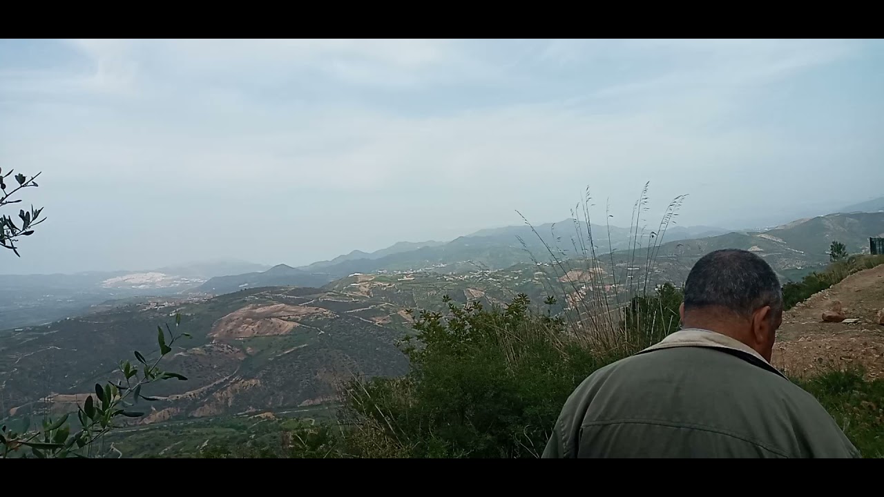 Randonnée à smaoun iznayen village El Ghaba