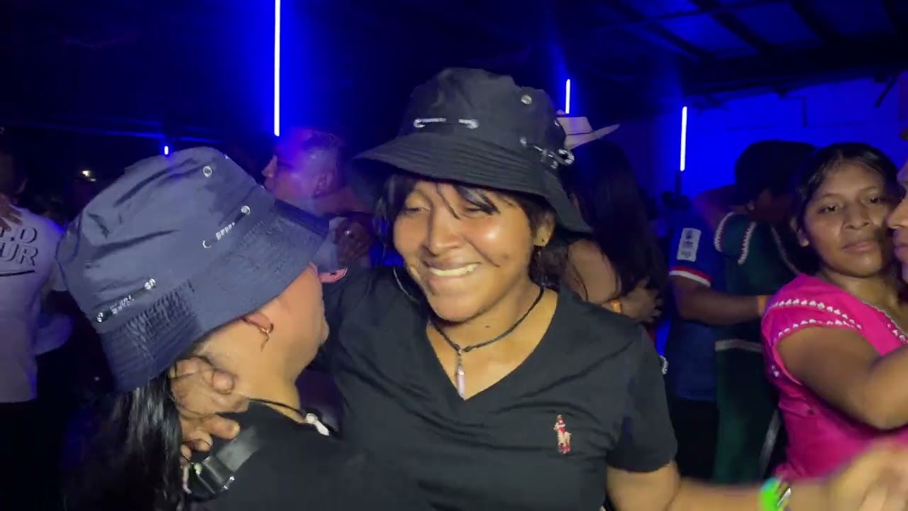 Lesly Santamaría/Indescriptible Amor/Humberto de León 