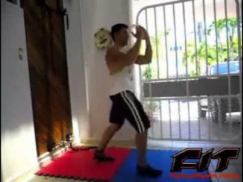 Тренажер с эспандерами и блоками Стальная башня - YouTube