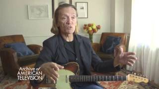 G.E. Smith on touring with Bob Dylan - EMMYTVLEGENDS.ORG
