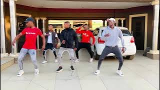 Amapiano dance moves uzuma yi star🧏🏻‍♂️🚨…Team Raizor_steezy let’s rock🗣🗣