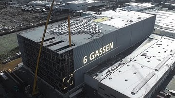 DAMBACH Two-Mast Stacker Crane Insertion