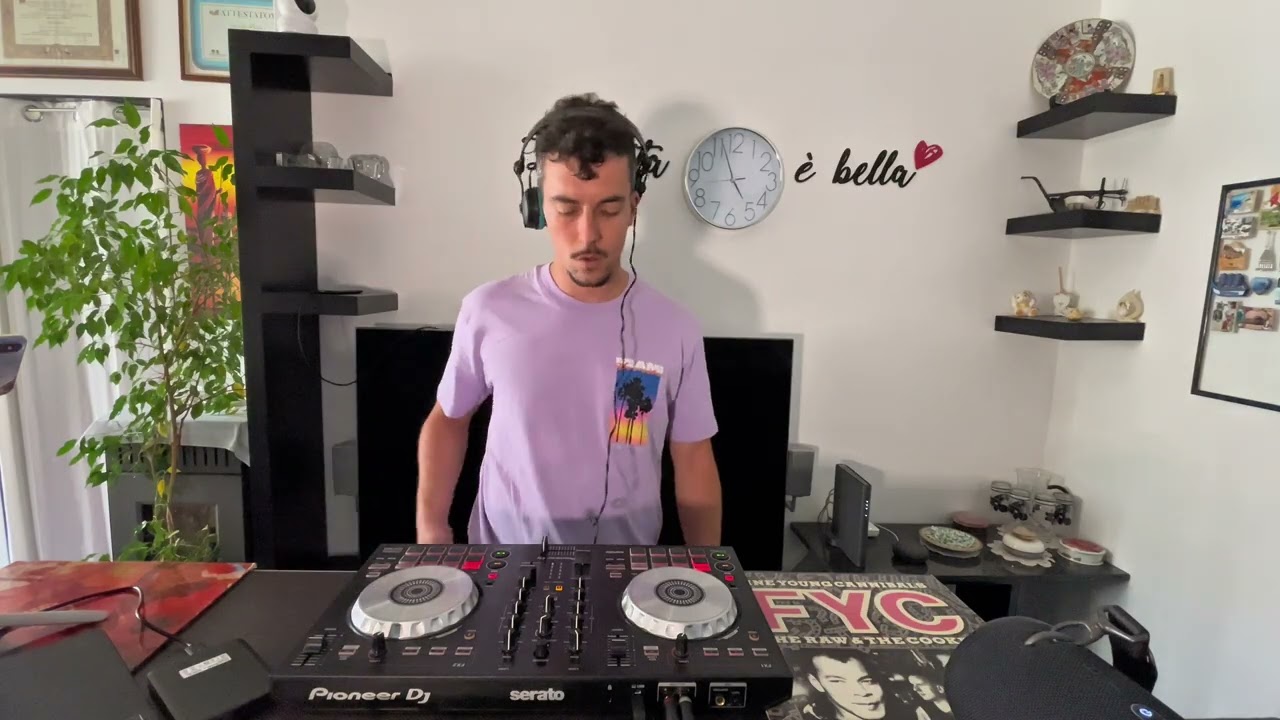 Summer House Set | Bari - Puglia, Italy