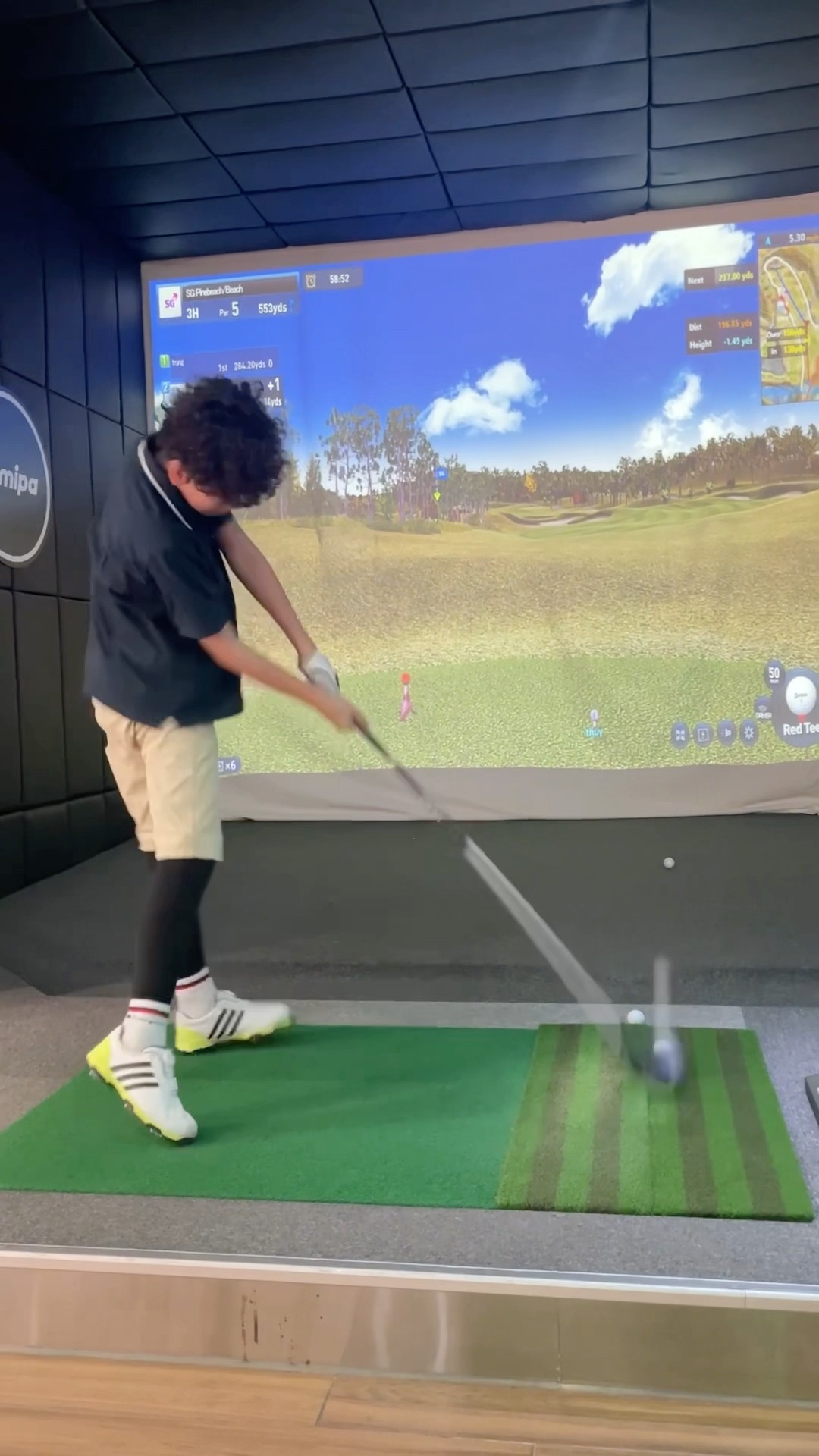 (Golf familyVN)A và em yêu thích golf mọi nơi mọi lúc ??#golf #shorts