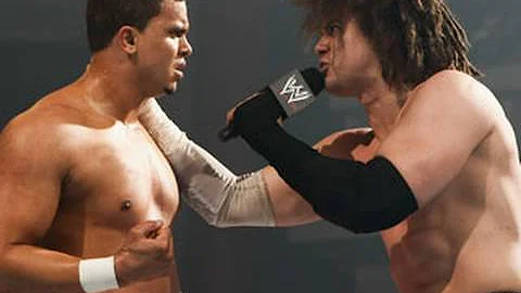 WWE Superstars: Primo vs. Carlito