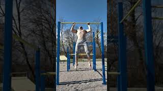 Bad Form VS Proper Form - Pull-ups