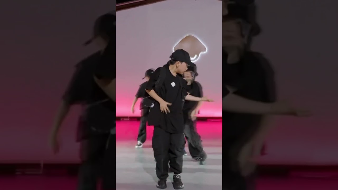 NUONUO's awesome dance! ✨ 