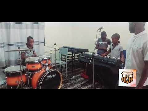 MAZOEZI YA KUPIGA VYOMBO VYA MUZIKI MUA