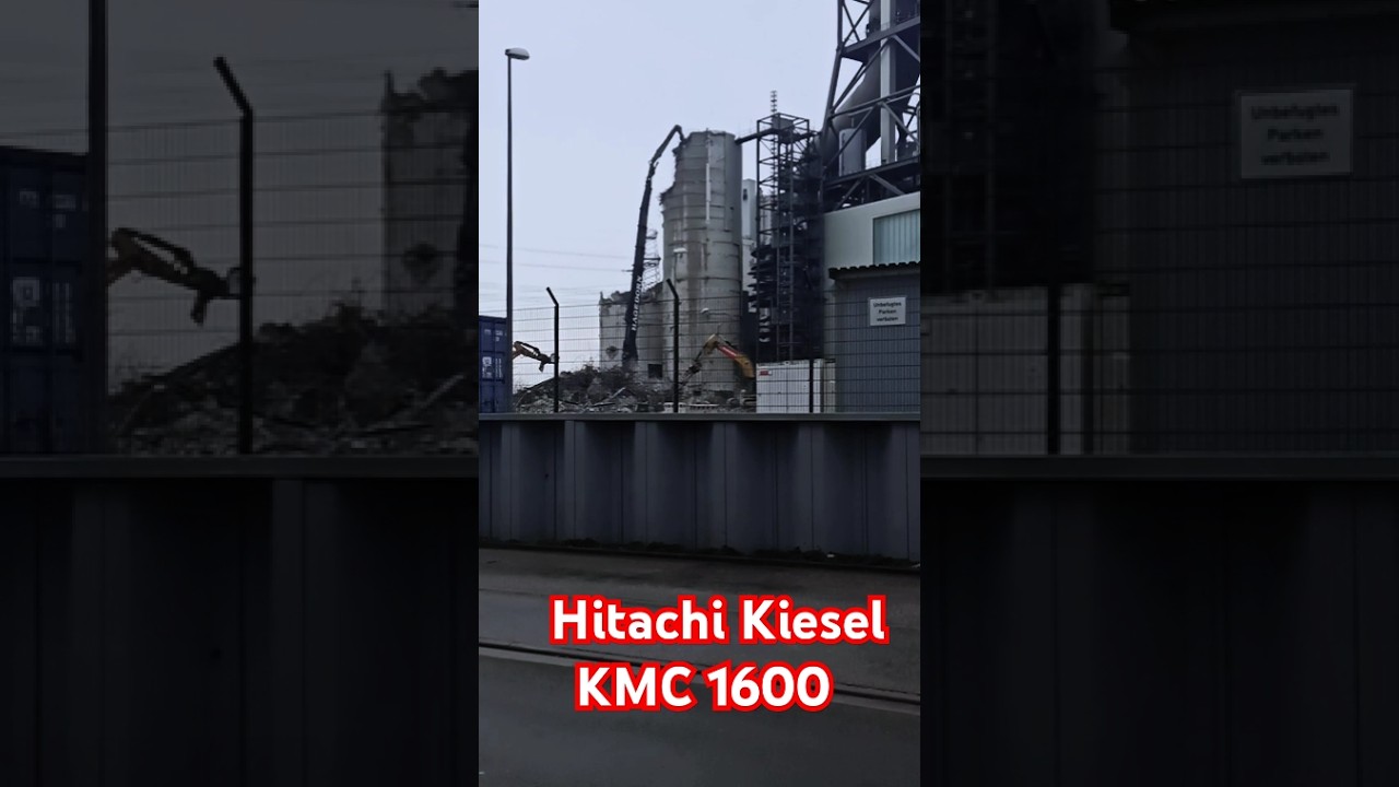 Hitachi demolition excavator  KMC1600 👷🏼‍♂️ 60m boom 😱  